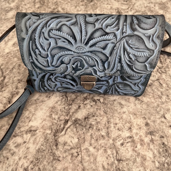 Patricia Nash Bianco Crossbody Handbag - Picture 6 of 6